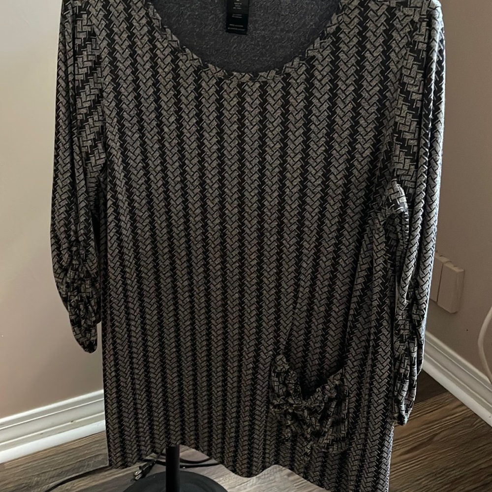 Women’s tunic top